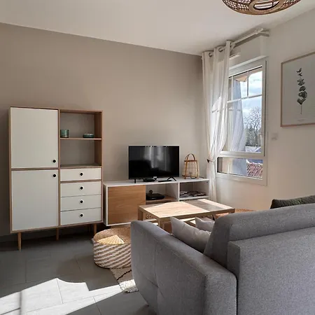 Apartament Apt. 50m Du Port De Plaisance, Parking & Ascenseur