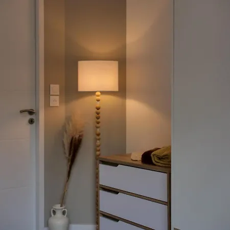Apt. 50m Du Port De Plaisance, Parking & Ascenseur Lejlighed *